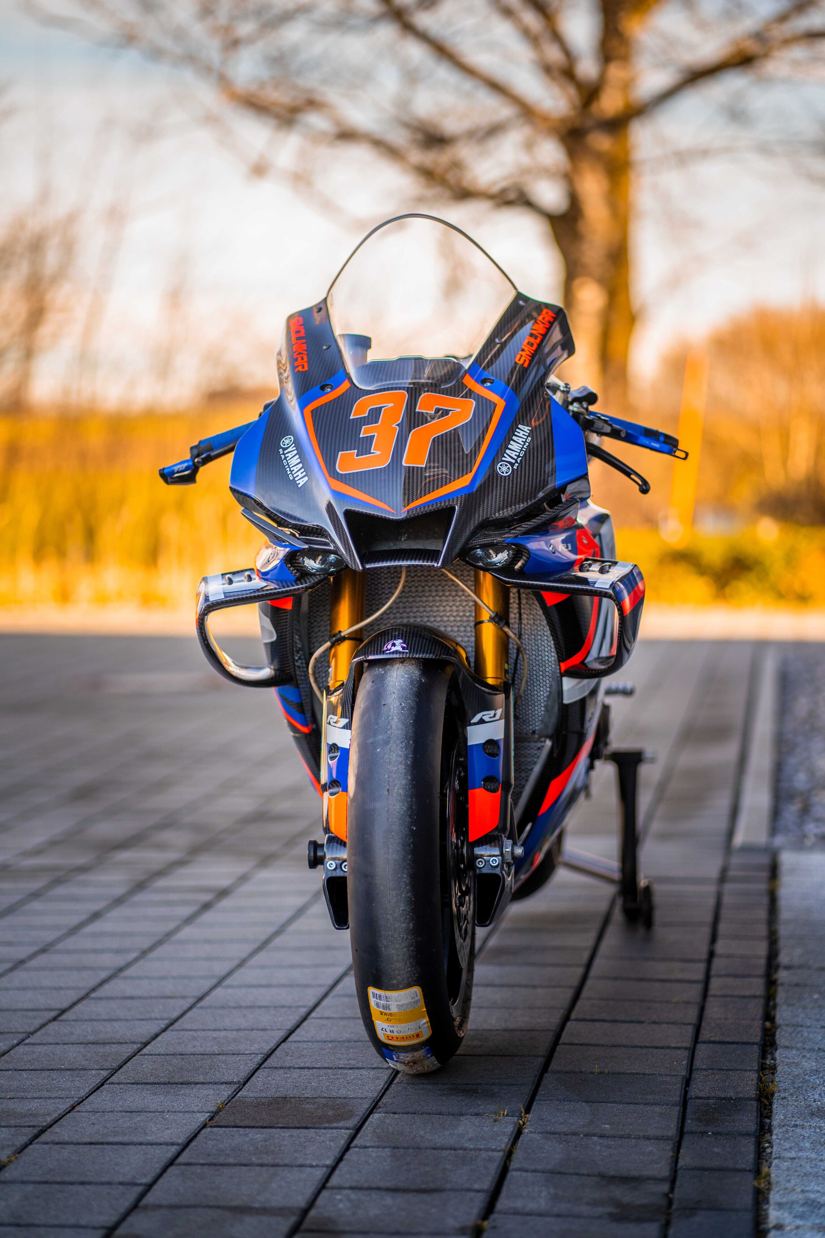 MotoGPウィングレット カーボン 200g APカーボンライン ヤマハ YZF-R1