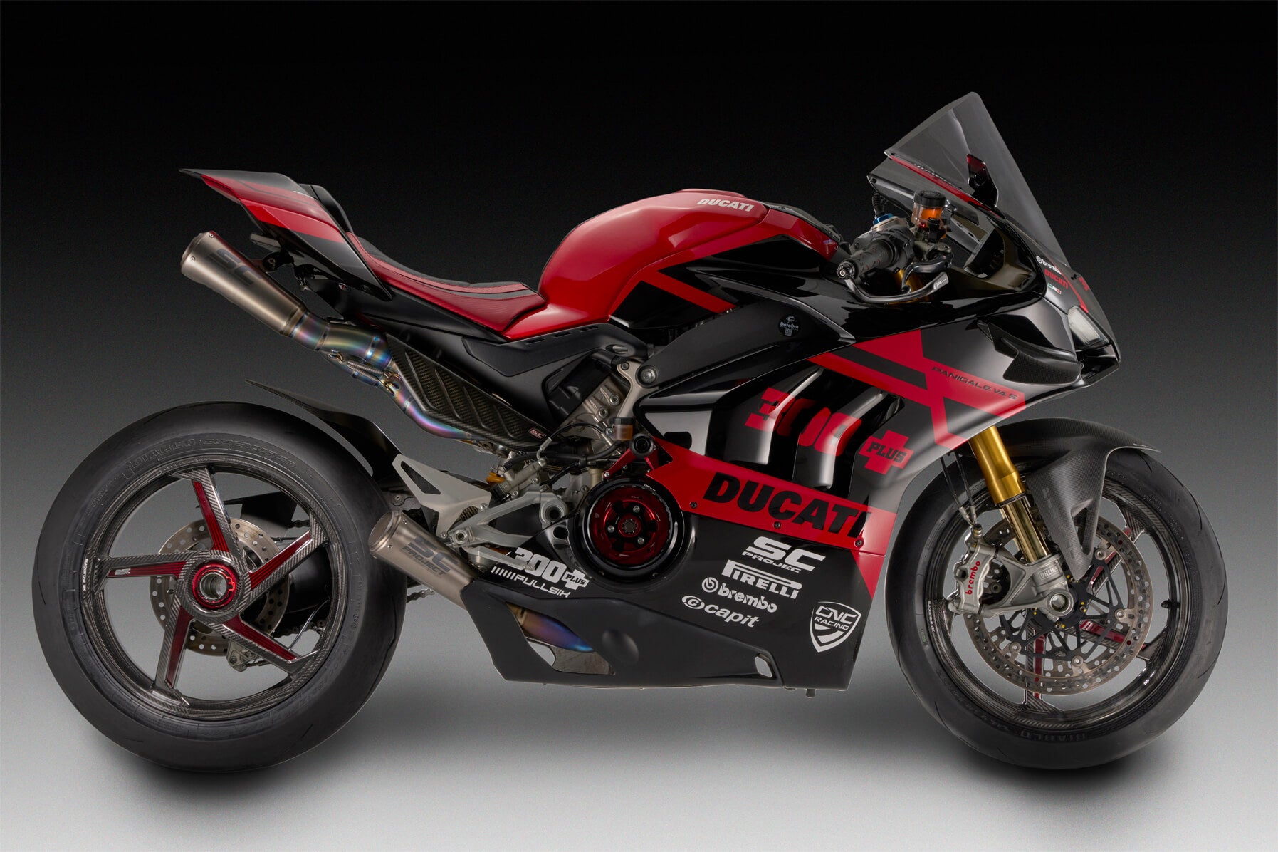 BST STAR TEK カーボンリアホイール Ducati Panigale 1299/S (15-18) 