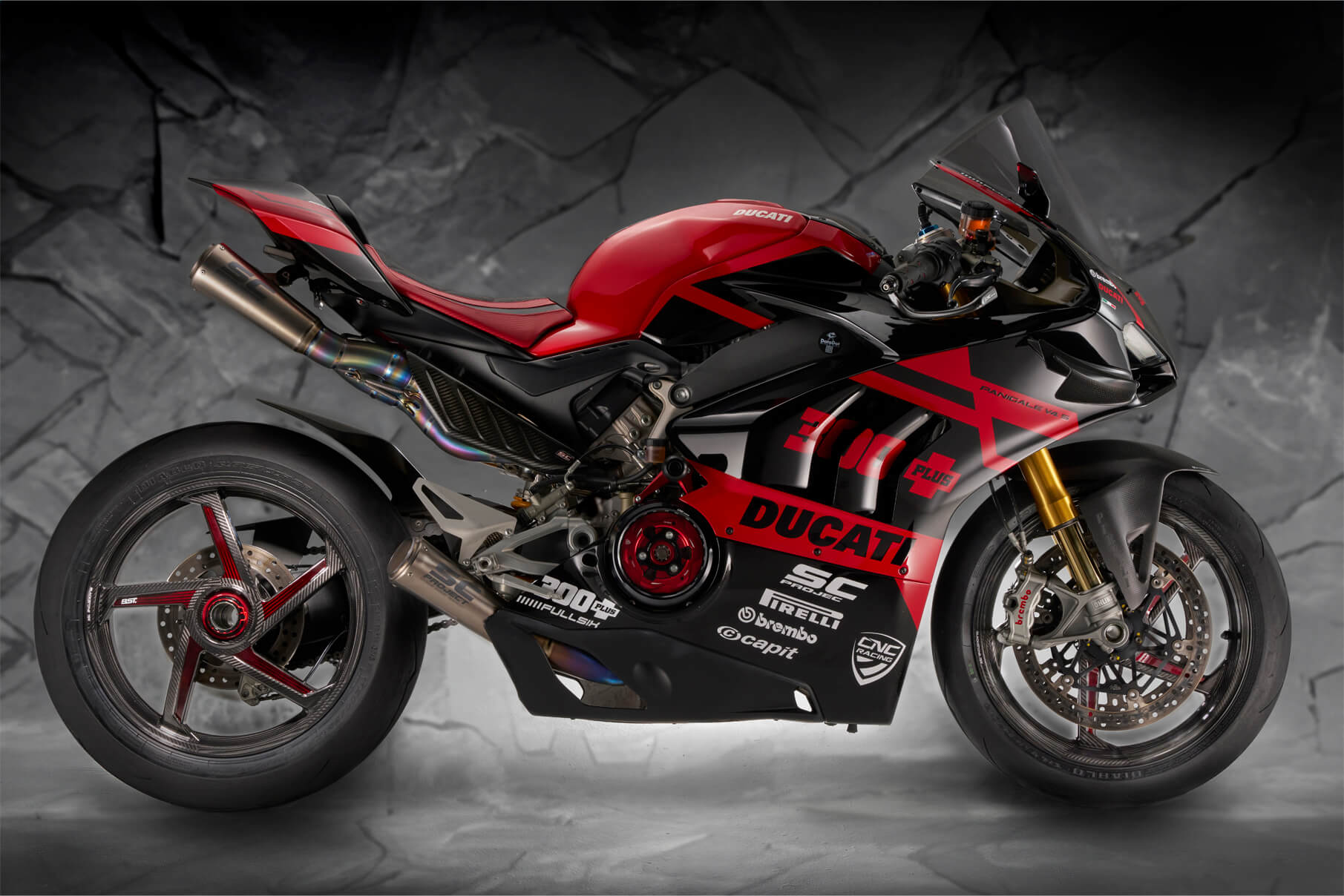 BST STAR TEK カーボンリアホイール Ducati Panigale 1299/S (15-18) 