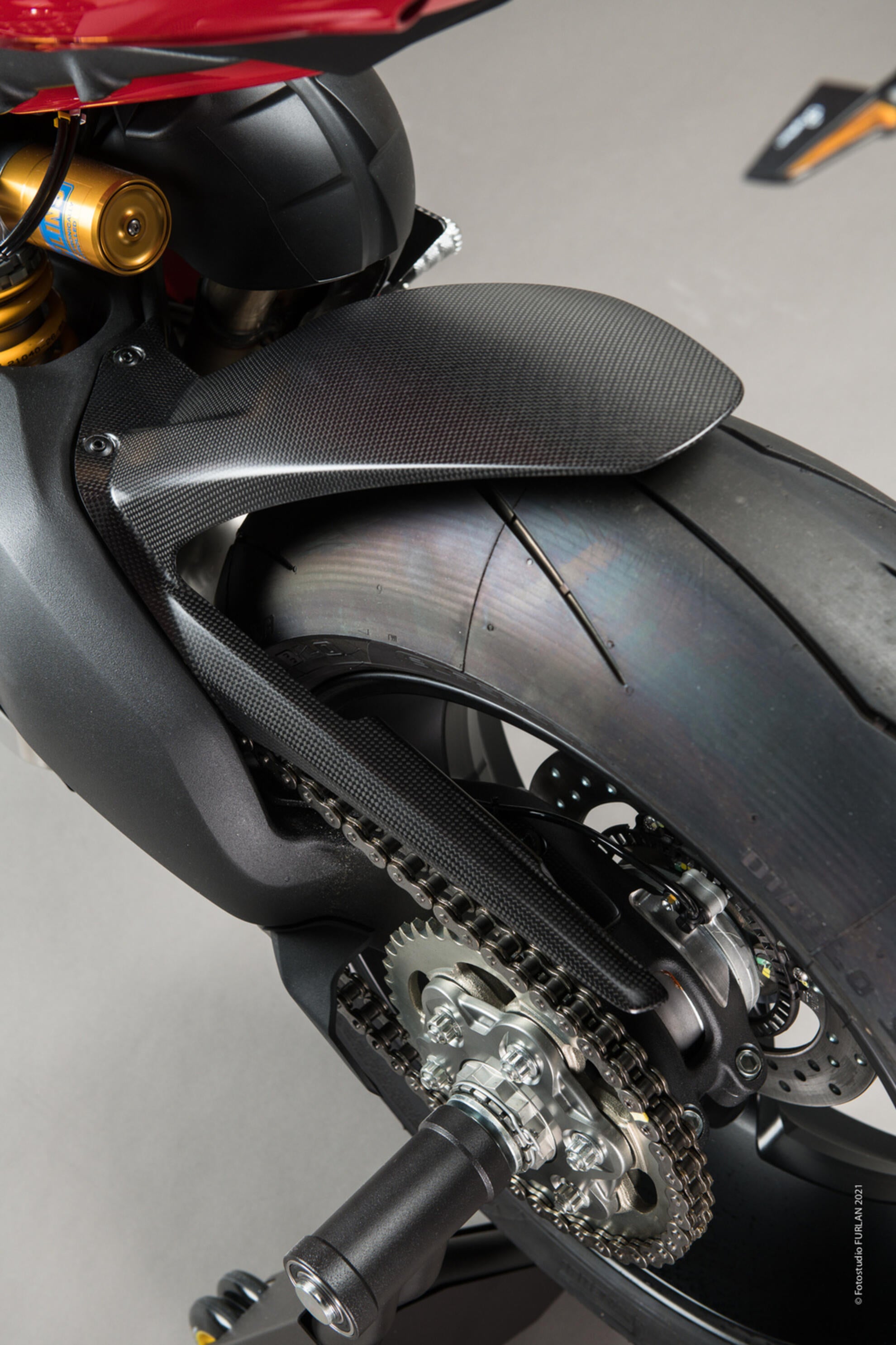カーボンリアフェンダー LighTech Ducati Panigale V4/S/R (18-24) CARD0820 