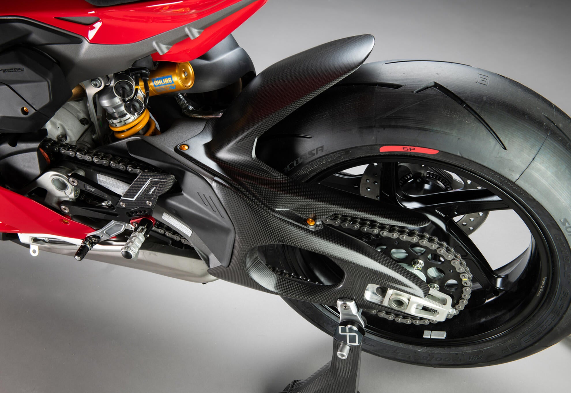 カーボン製リアフェンダー LighTech Ducati Panigale V4/S (2025) CARD2420M 