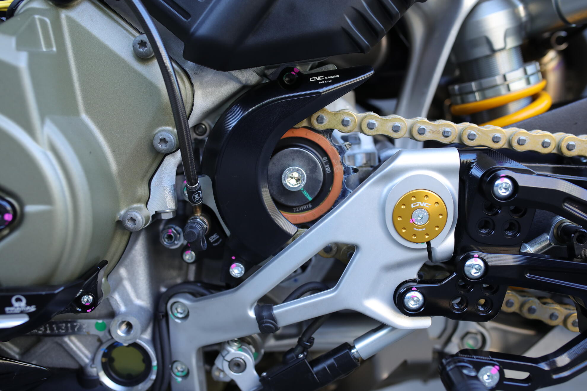 クラッチリリースシリンダー CNC Racing Ducati Panigale V4/S (2025) AF601 