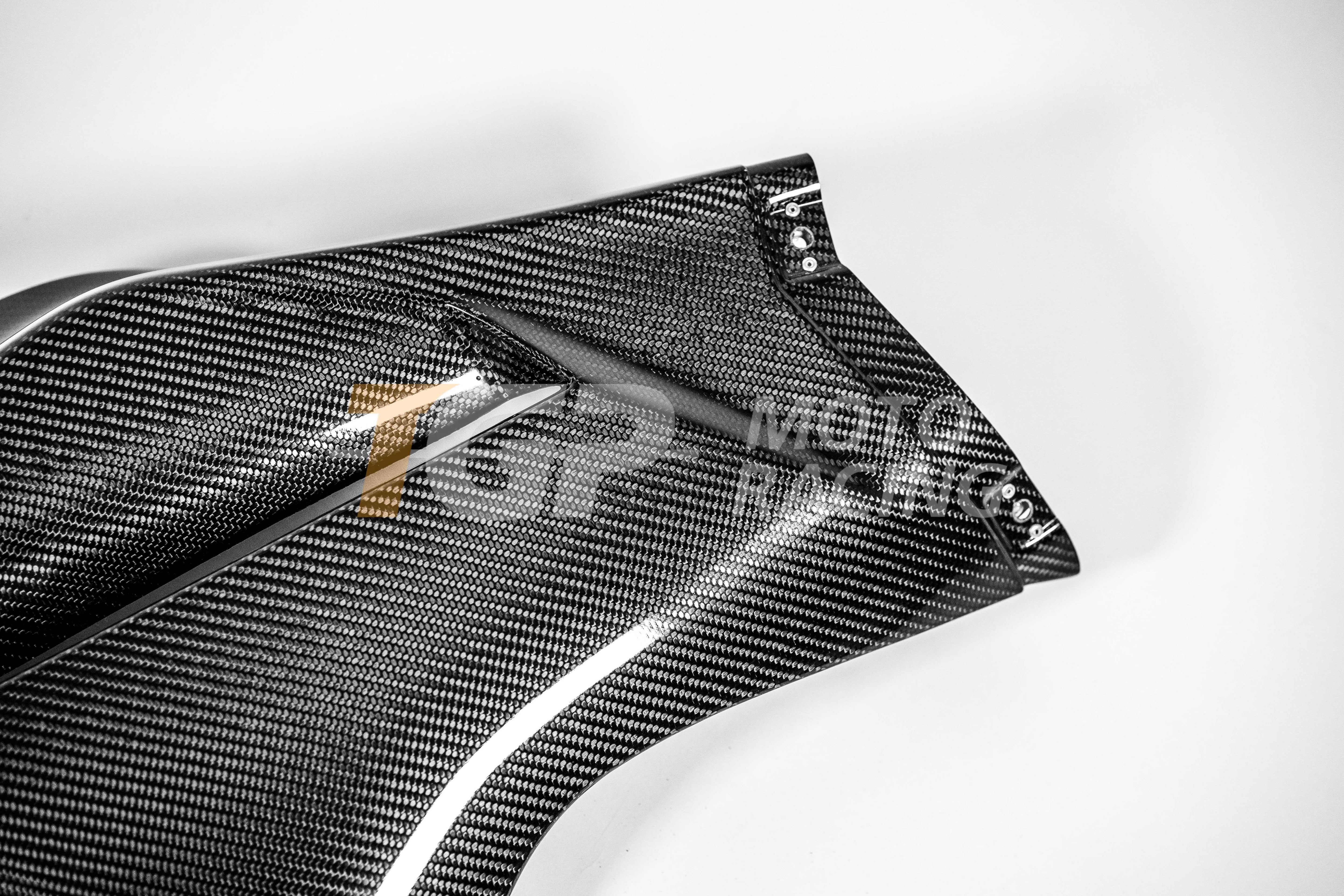 Rechtes Seitenteil 200g Carbon AP Carbon Line Ducati Panigale V4 R (2026)