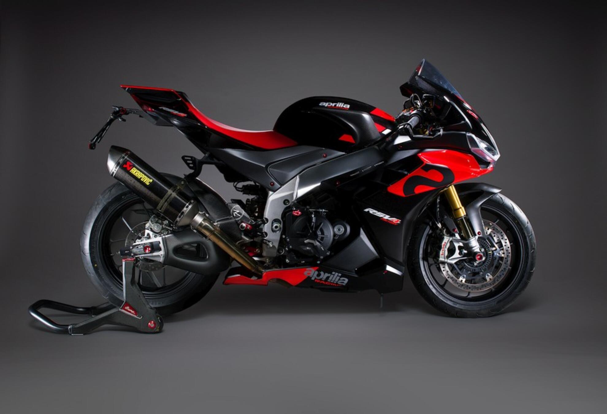 Fußrastenanlage R LighTech Aprilia RSV4/RF/RR/1100 Factory (17-25) FTRAP005R