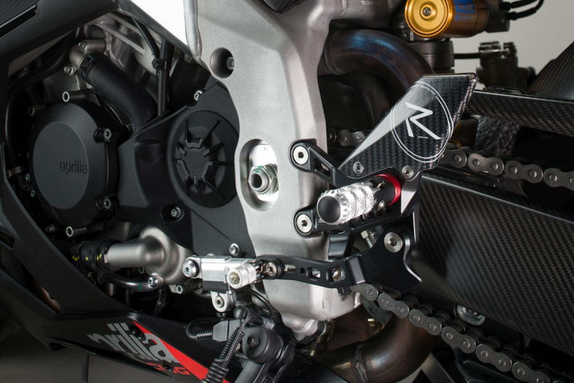フロントブレーキシステム R LighTech Aprilia RSV4/RF/RR/1100 Factory (17-25) FTRAP005R 