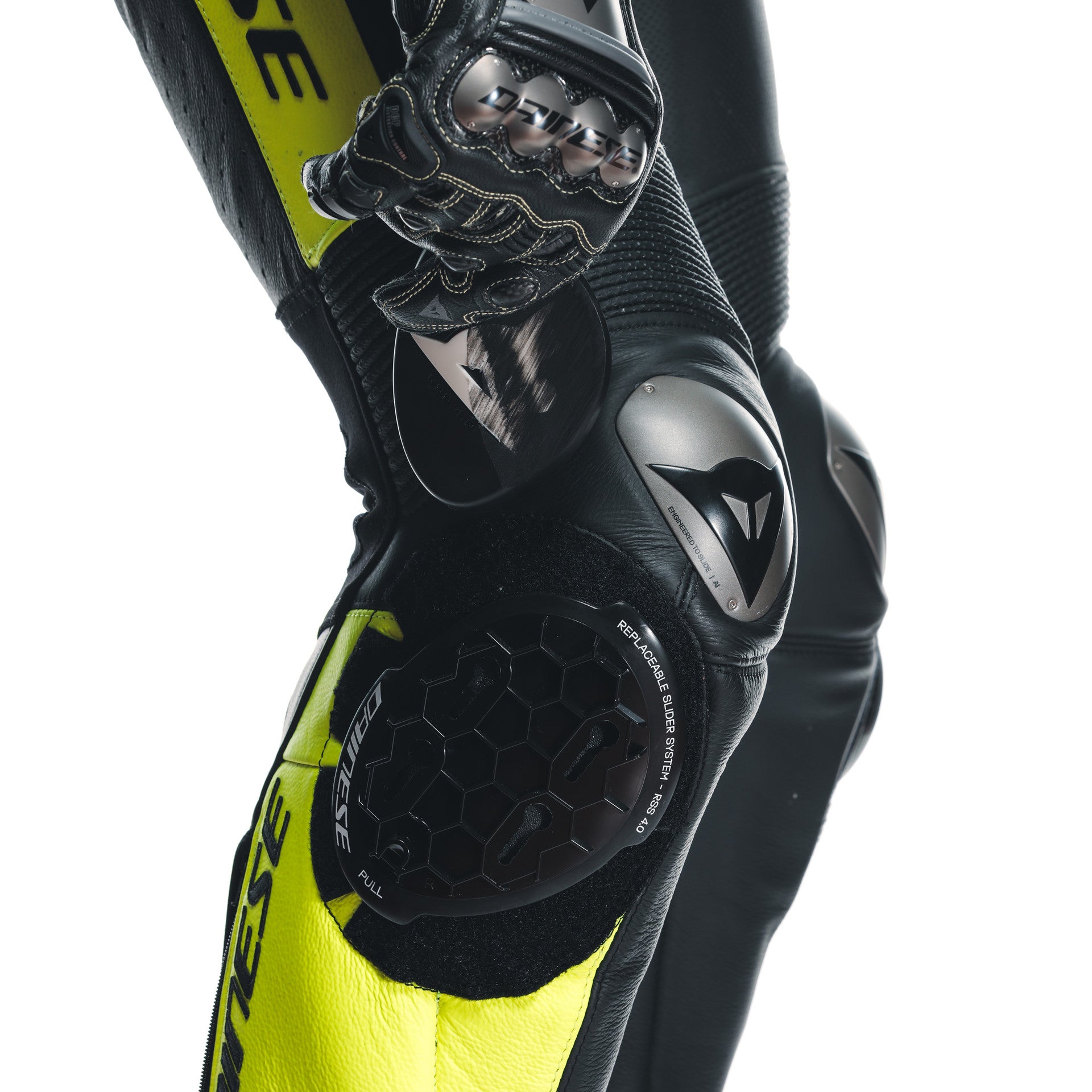 Dainese Misano 3 D-AIR® Einteiler Lederkombi – Perforierter Airbag Rennanzug | Herren | Schwarz/Neon Gelb