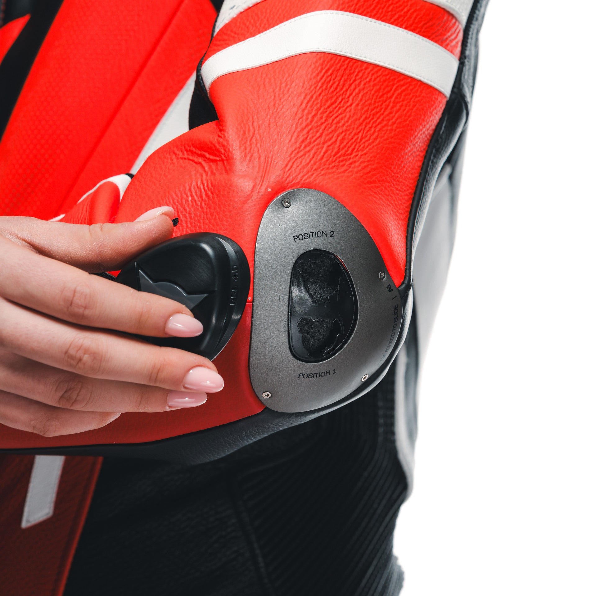 ダイネーゼ ミザノ 3 レディ D-AIR® ワンピース レザーコンビ – パフォレーションエアバッグ レーシングスーツ | 女性用 | 赤 