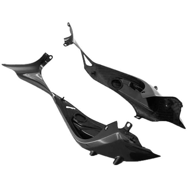 フルカーボンの左および右の下部リアカウル Fullsix Ducati Panigale V4/S (2025) 
