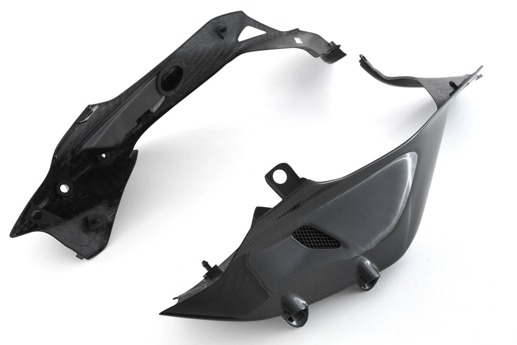 フルカーボンの左および右の下部リアカウル Fullsix Ducati Panigale V4/S (2025) 