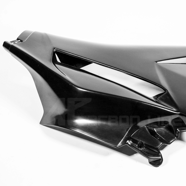 右サイドパネル Lavatex AP カーボンライン Ducati Panigale V4/S (2025) 