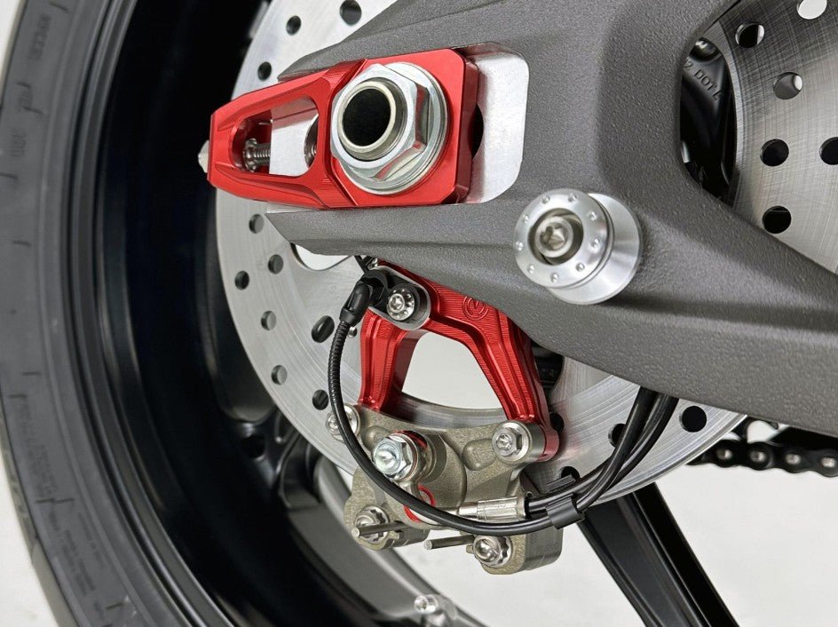 チェーンテンショナーキット、ブレーキキャリパーハルダーおよびBrembo P2-24 64mm X206001 Motocorse Ducati Panigale V4/S (2025) 