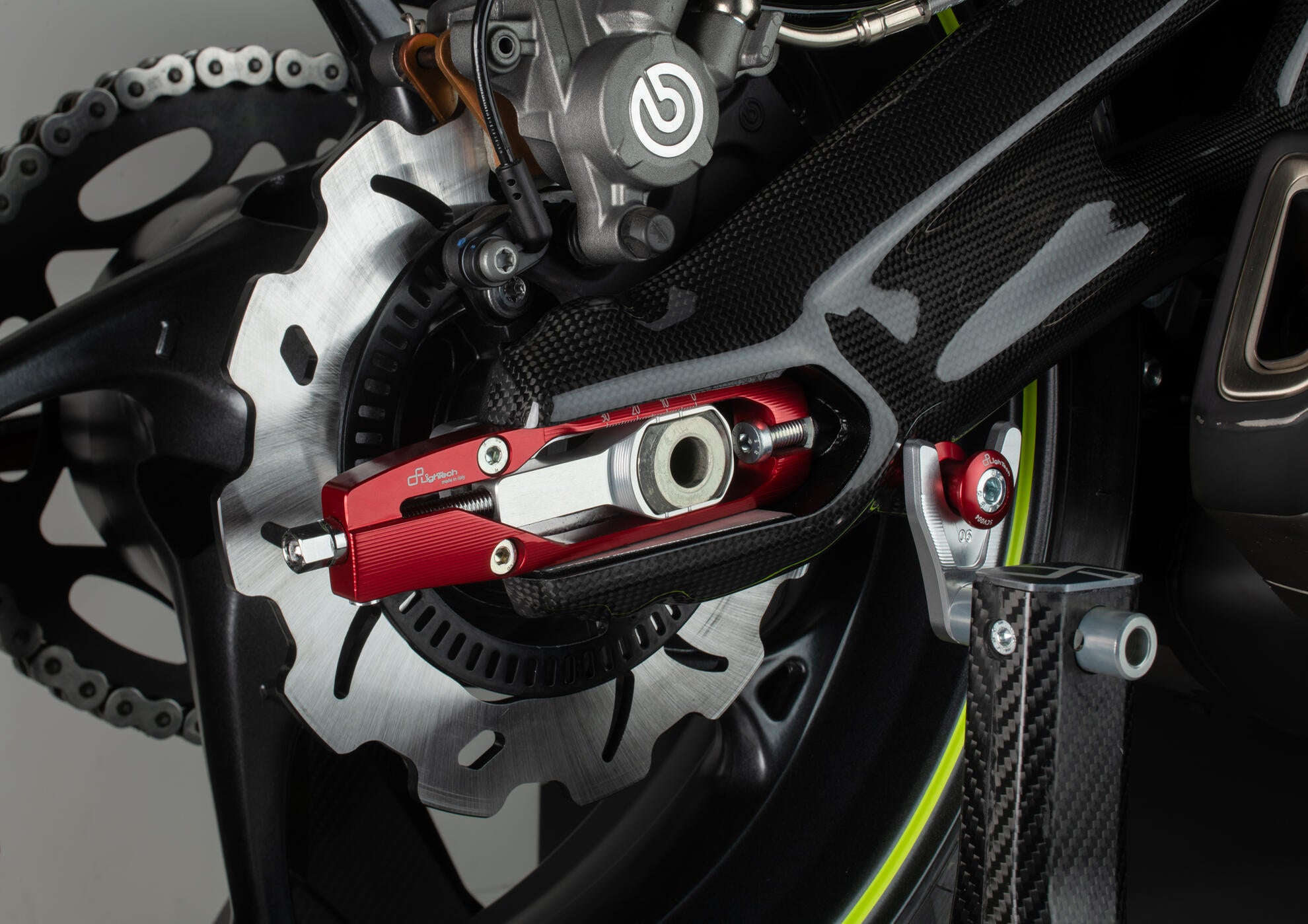 LighTechのチェーンテンショナー Triumph Street Triple 765 R / RS (23-25) TETR003 