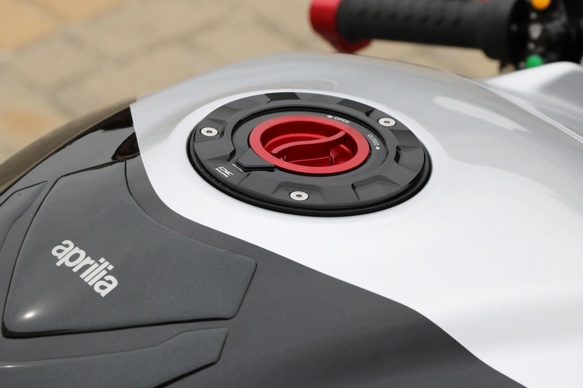 タンクキャップ CNCレーシング デュカティ パニガーレ V4/S (2025) TSB11 