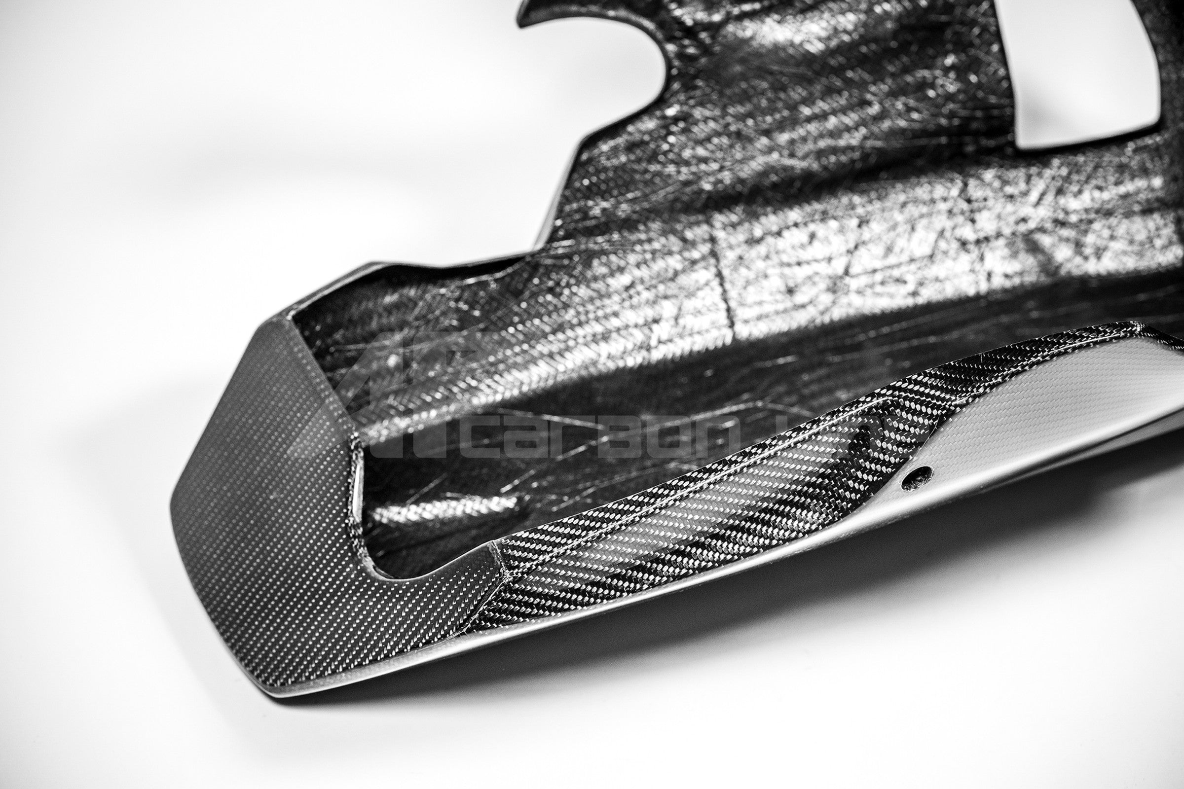 バグスポイラー 200g APカーボンライン ヤマハ YZF-R1/M RN65 (20-25) 