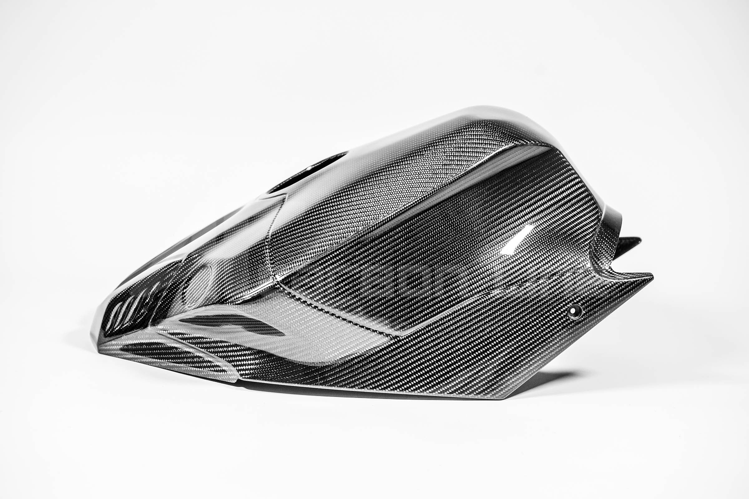 タンクカバー SBK 200g AP カーボンライン ヤマハ YZF-R1 RN65 (20-25) 