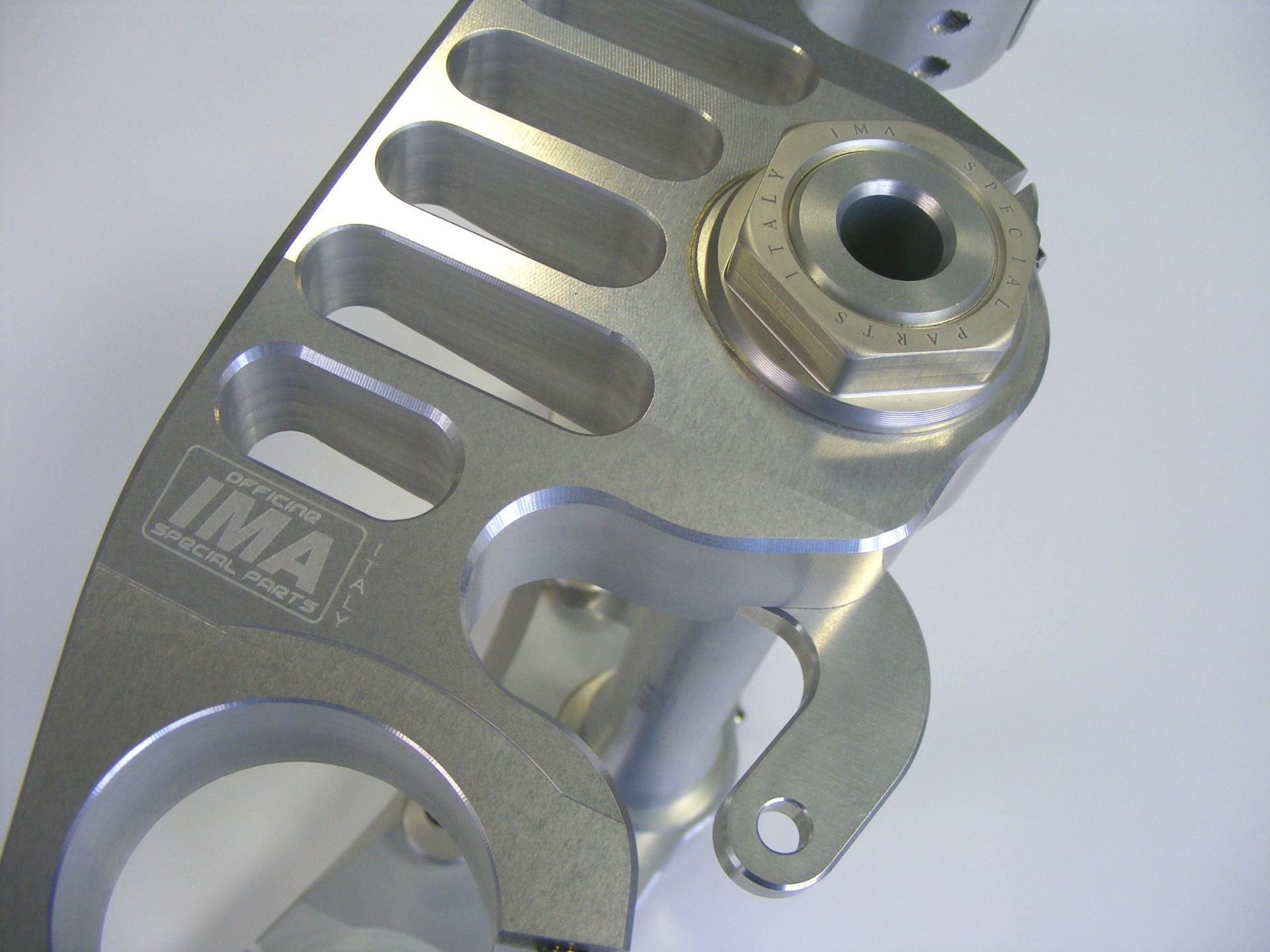 イマ スペシャルパーツ レーシング フォーク ブリッジ ホンダ CBR 1000 RR (12-15) 