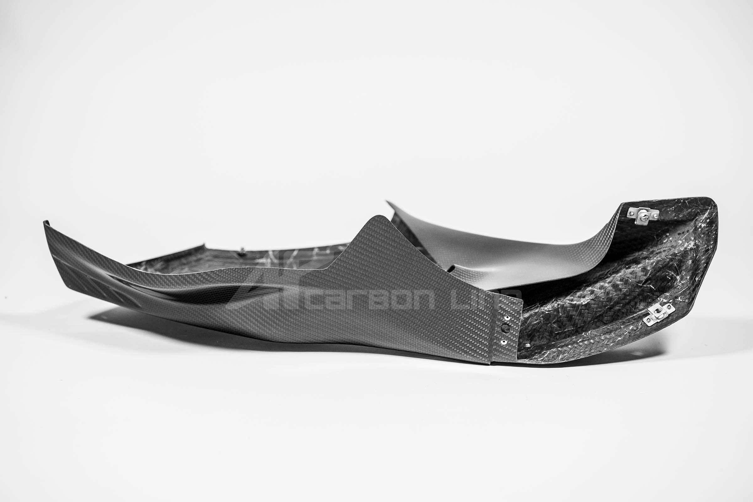 右サイドパネル 200g APカーボンライン ホンダ CBR 1000 RR-R SC82 (20-23) 