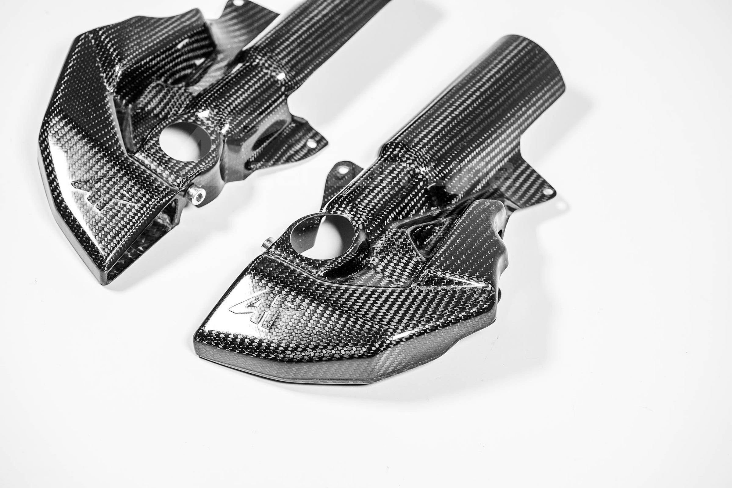 ブレーキキャリパークーリング 200g APカーボンライン ヤマハ YZF-R1 RN65 (20-25) 