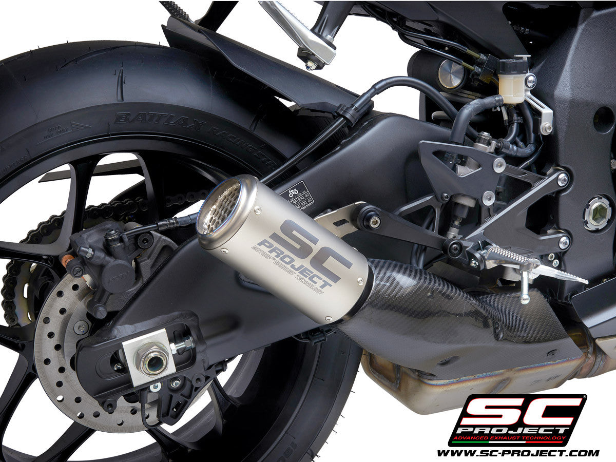 SC-Project スリップオン CR-T ヤマハ YZF-R1/M RN49 (17-19) Y11B-T36 