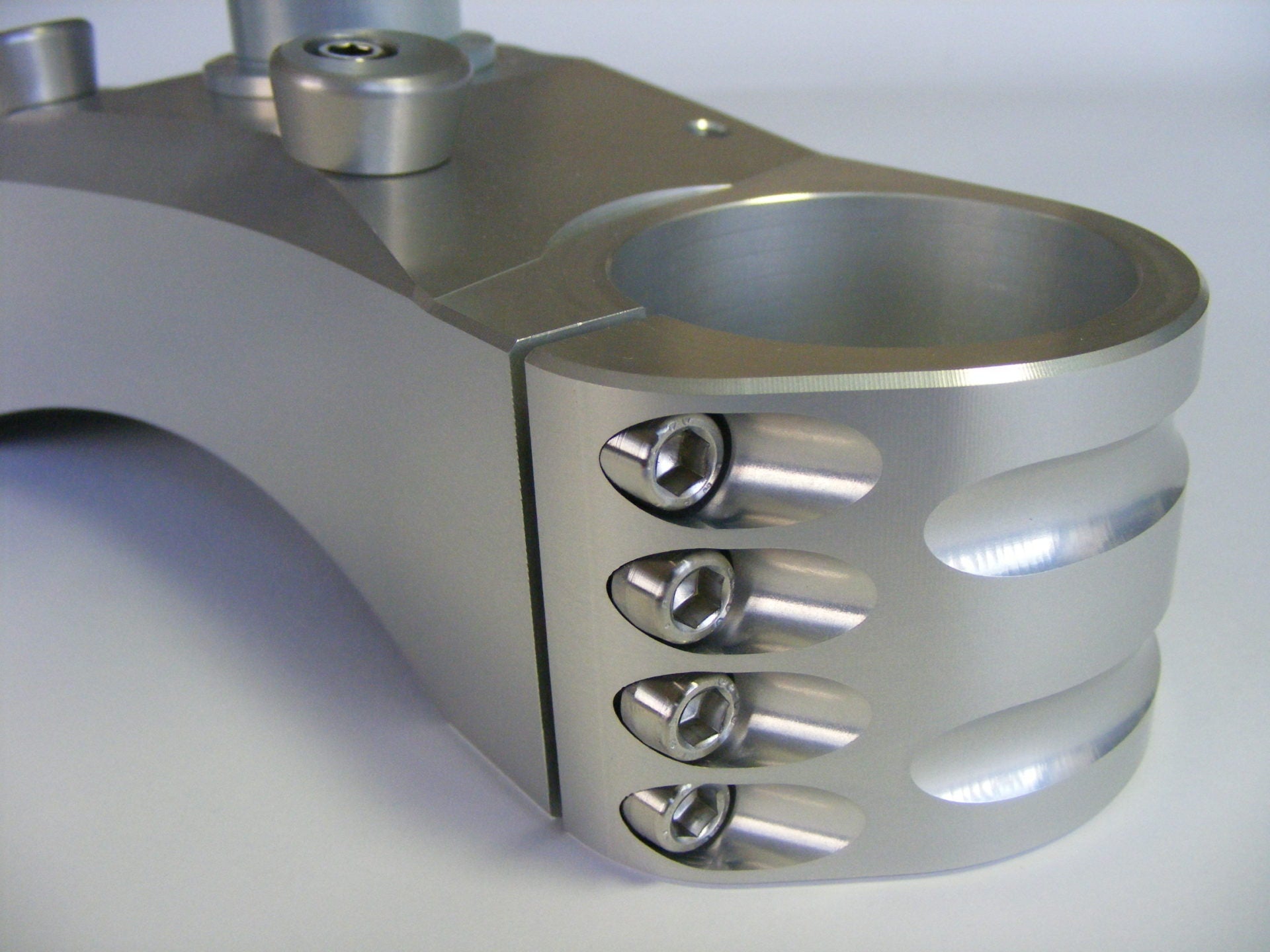 Ima Special Parts レーシングフォークブリッジ Aprilia RSV4/Factory/R (09-14) 