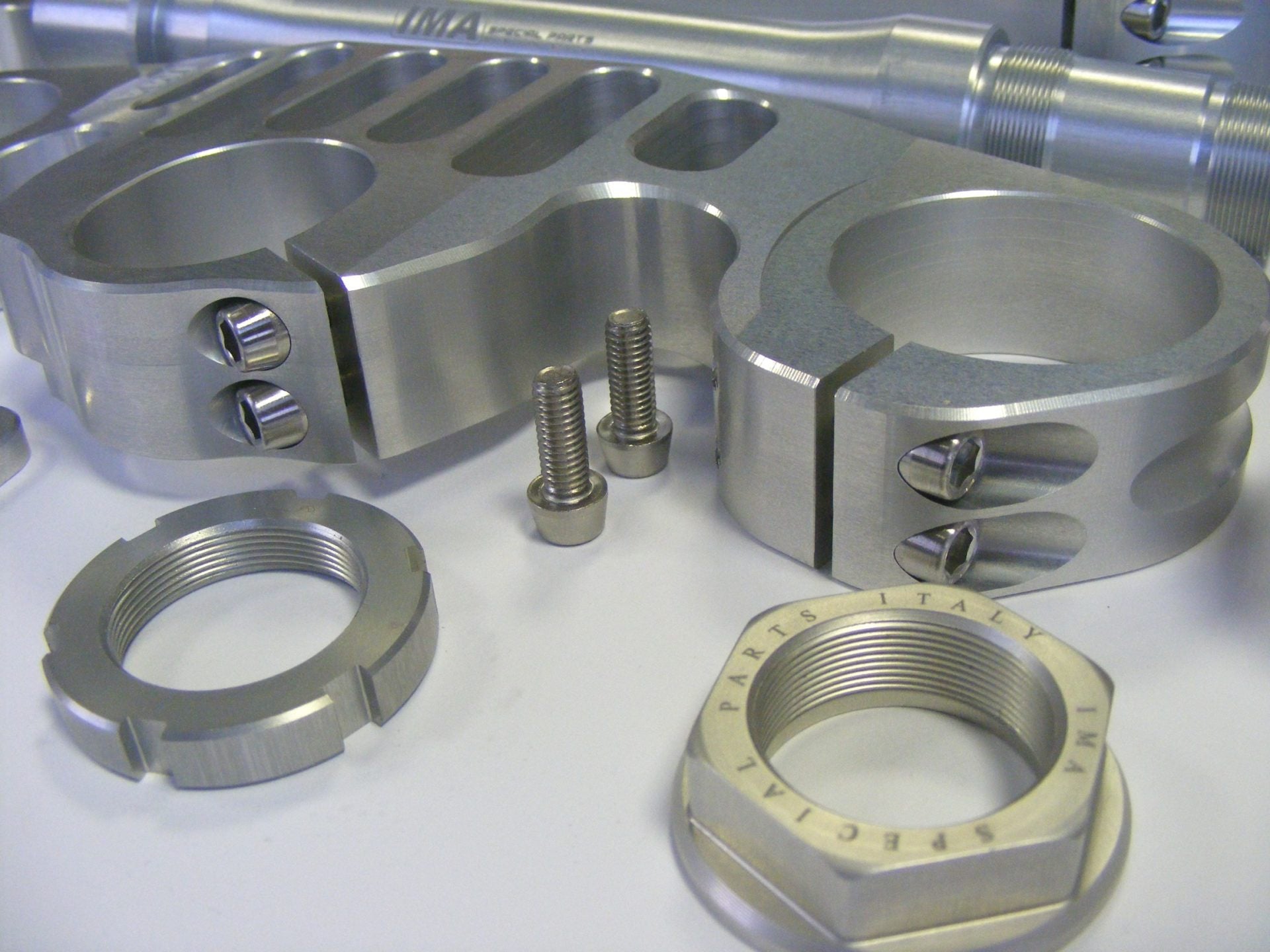 イマ スペシャルパーツ レーシング フォーク ブリッジ ホンダ CBR 1000 RR (12-15) 