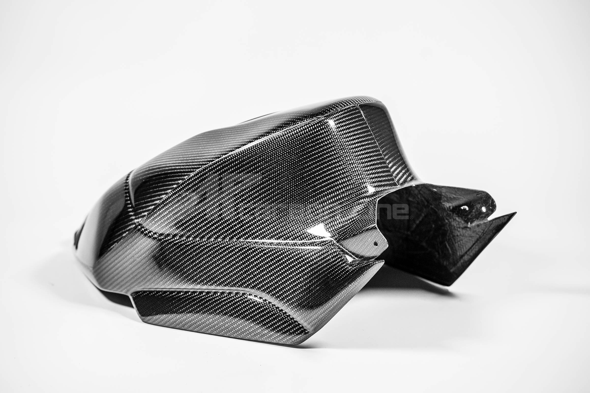 SBKタンクカバー 200g APカーボンライン ホンダ CBR 1000 RR-R SC82 (20-23) 