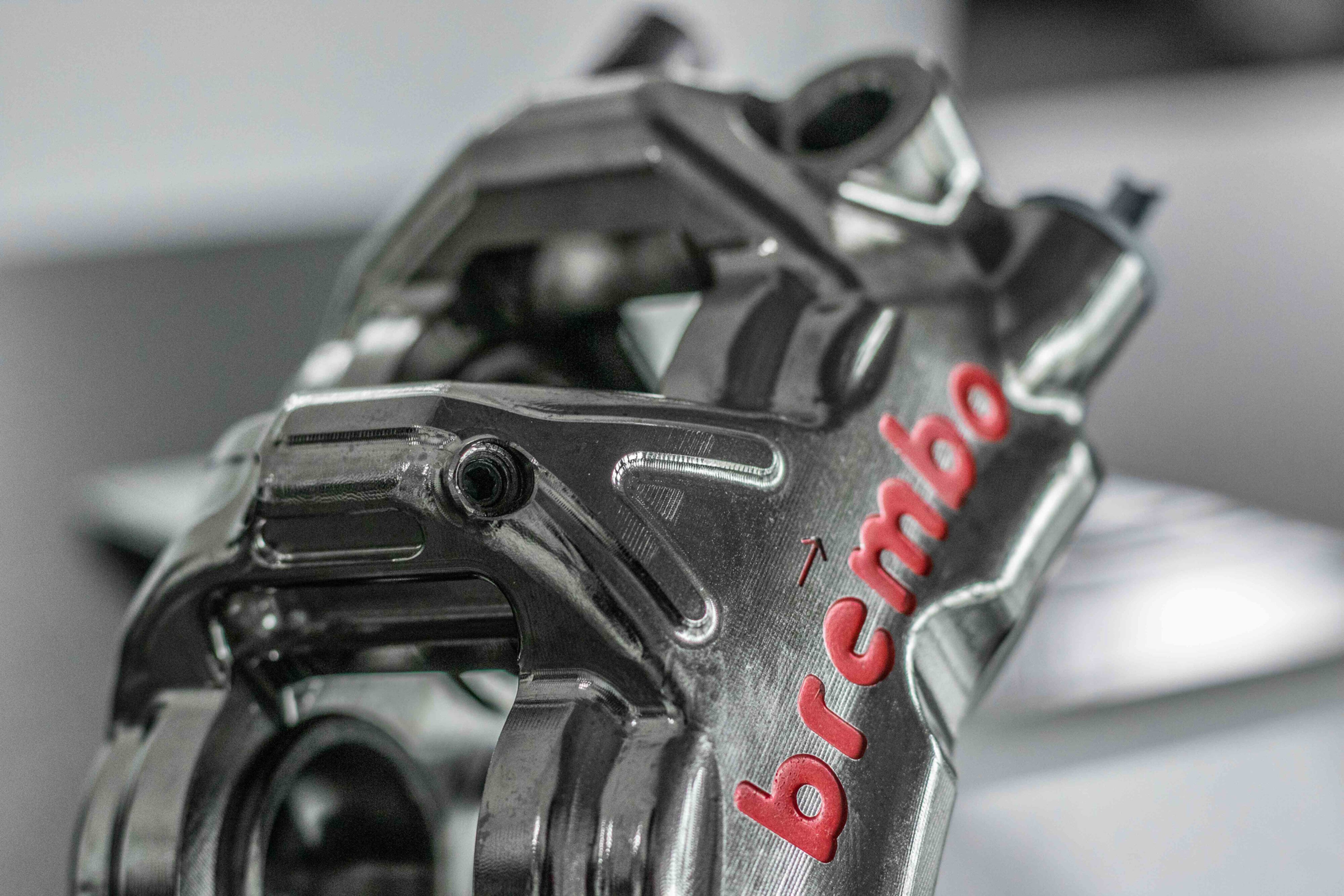 Brembo Racing GP4-PR モノブロックブレーキャリパー 右 108mm XB6E511 