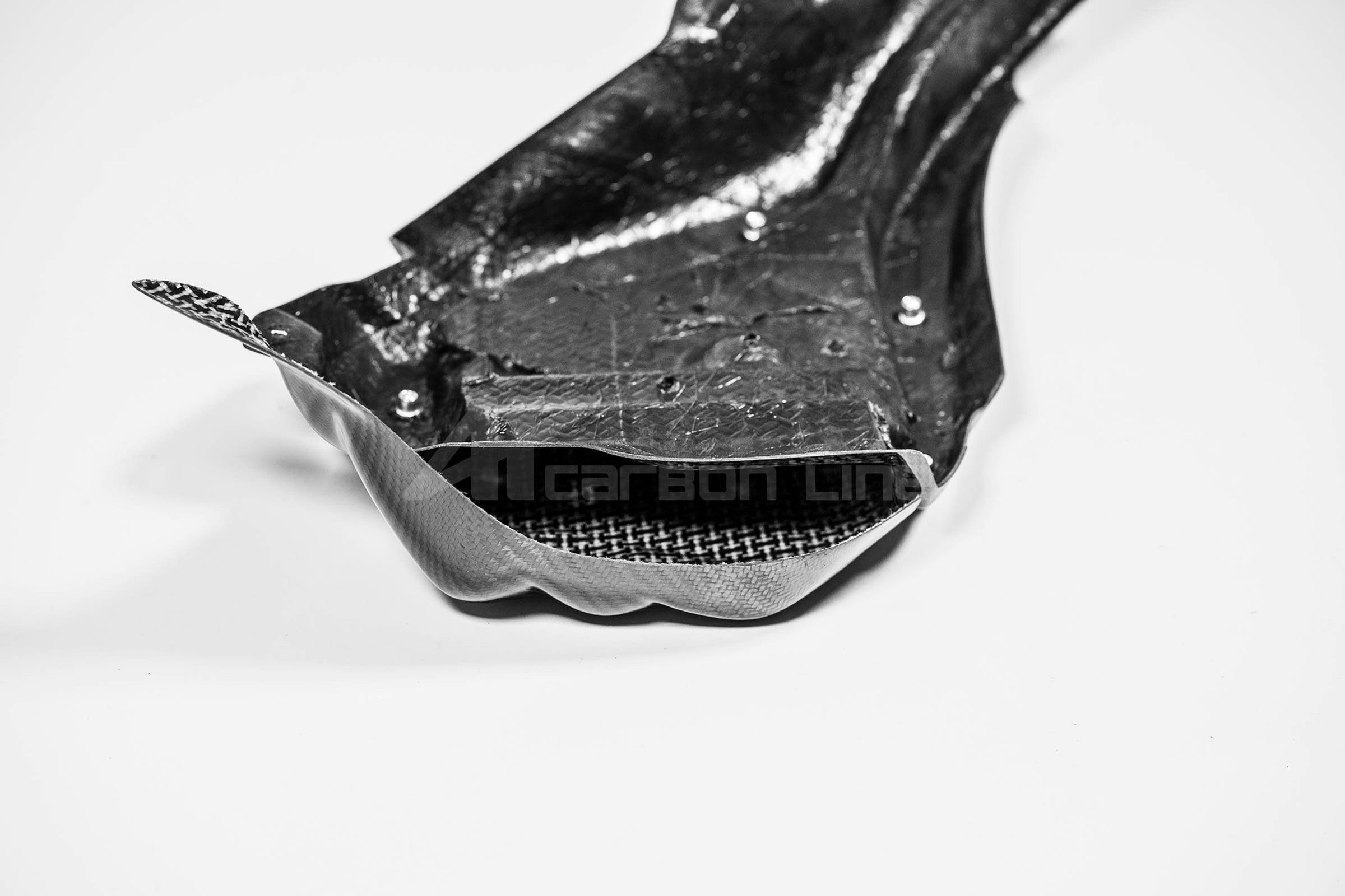 ECUカバー（冷却ダクト付き）200g APカーボンライン Yamaha YZF-R1/M RN65 (20-25) 