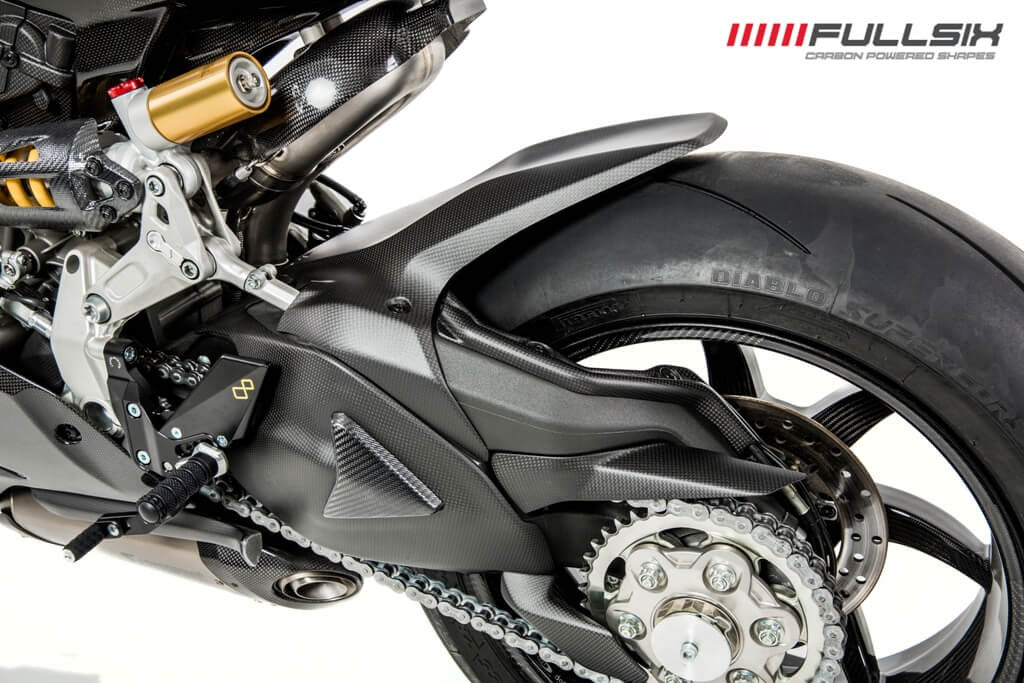 カーボン製チェーンガード Fullsix Ducati Panigale 899 (13-16) 