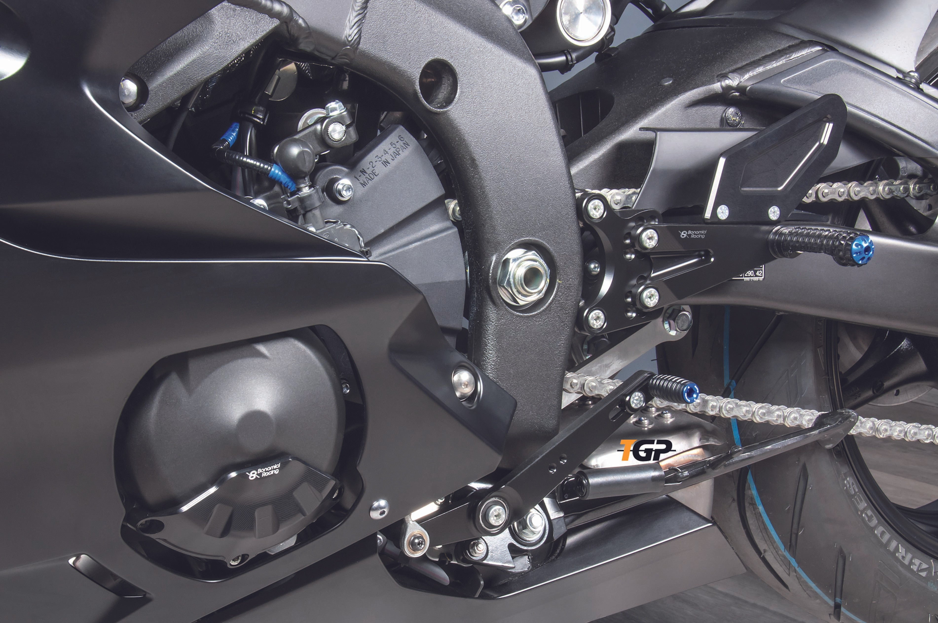フットレストシステム Bonamici Racing Yamaha YZF-R6 RJ27 (17-25) Y013 