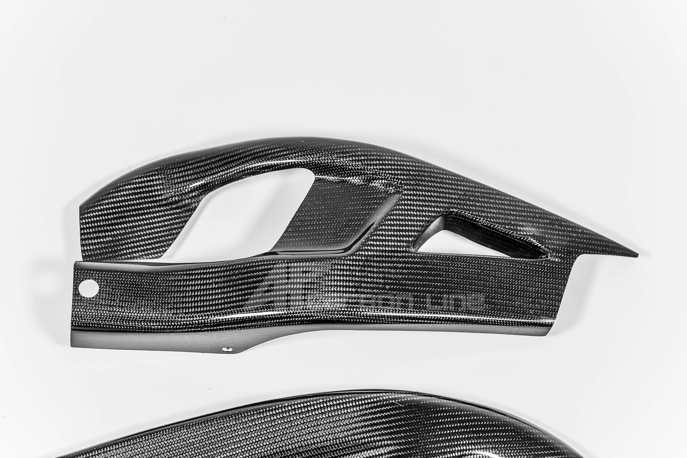 スイングアームカバー 200g APカーボンライン ホンダ CBR 1000 RR-R SC82 (20-25) 