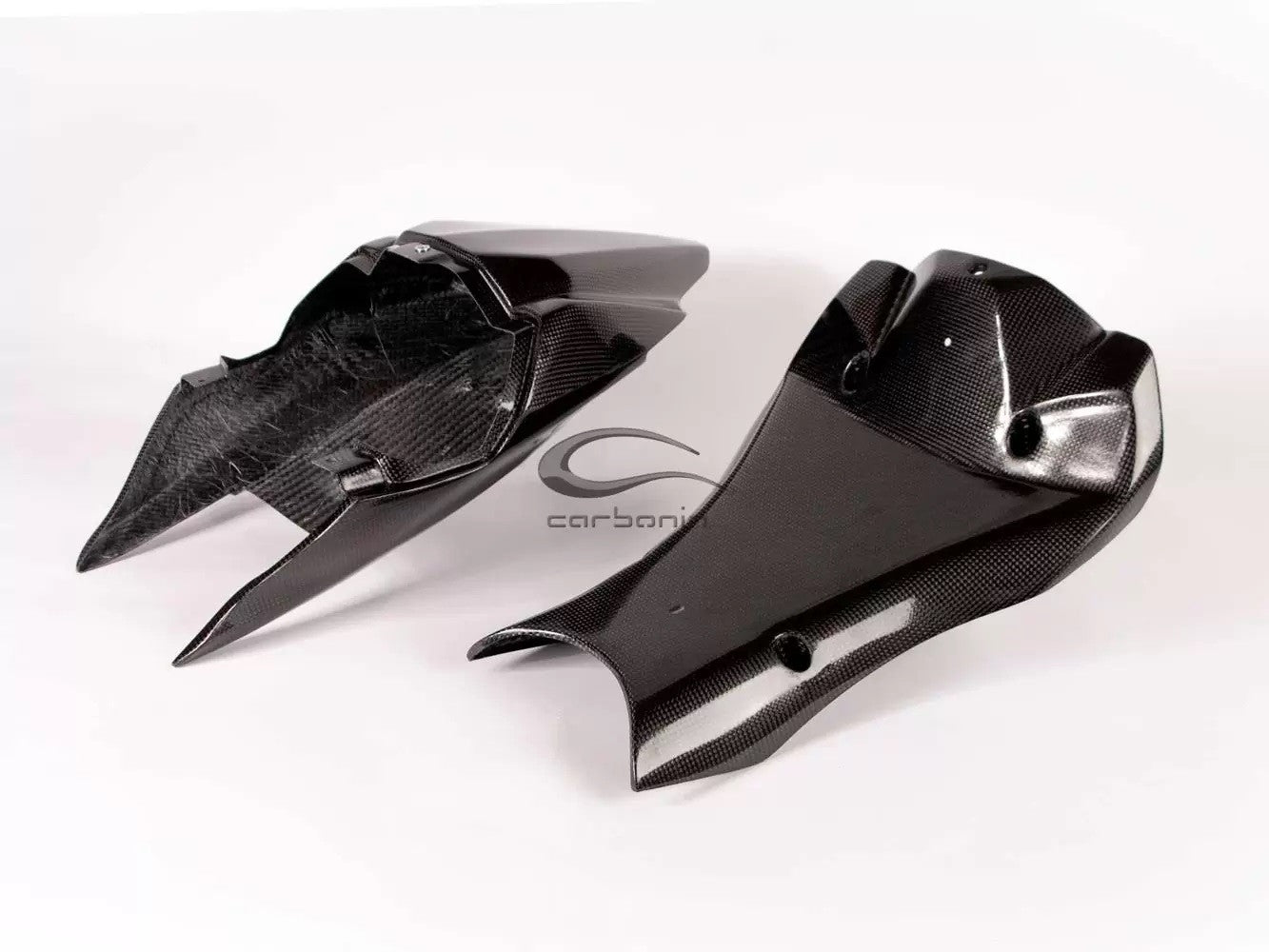カーボン製カワサキZX-10 R/RR（16-20）用完全カウルセット Carbonin 